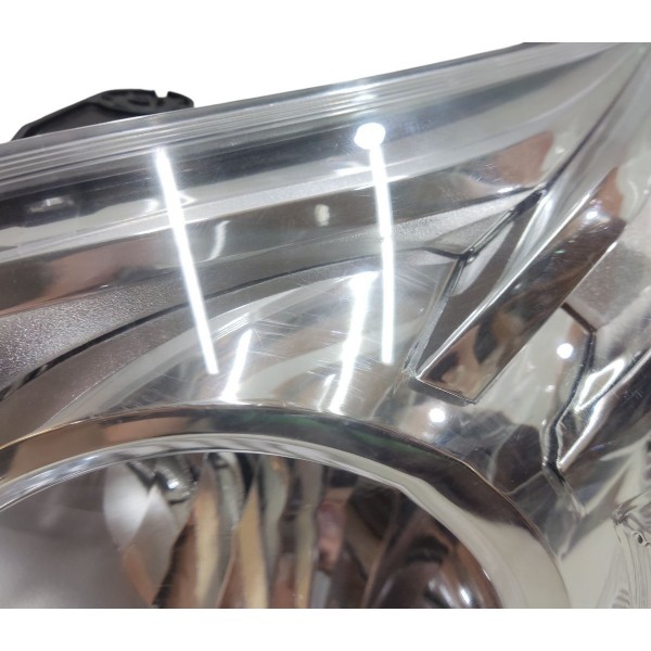 Farol Esquerda Agile Montana 2010 2012 2013 A 2021 Detalhe Esquerdo/motorista